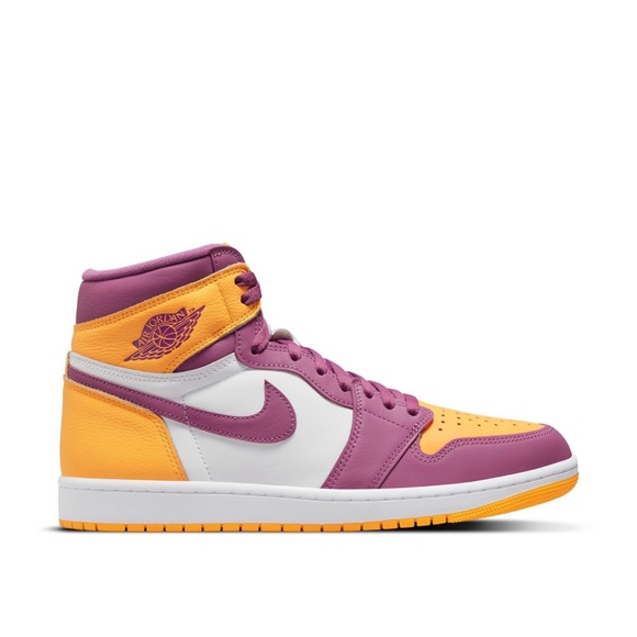 AIR JORDAN 1 HIGH OG
"Brotherhood" size 9 mens/ 10.5 womens - Picture 3 of 6